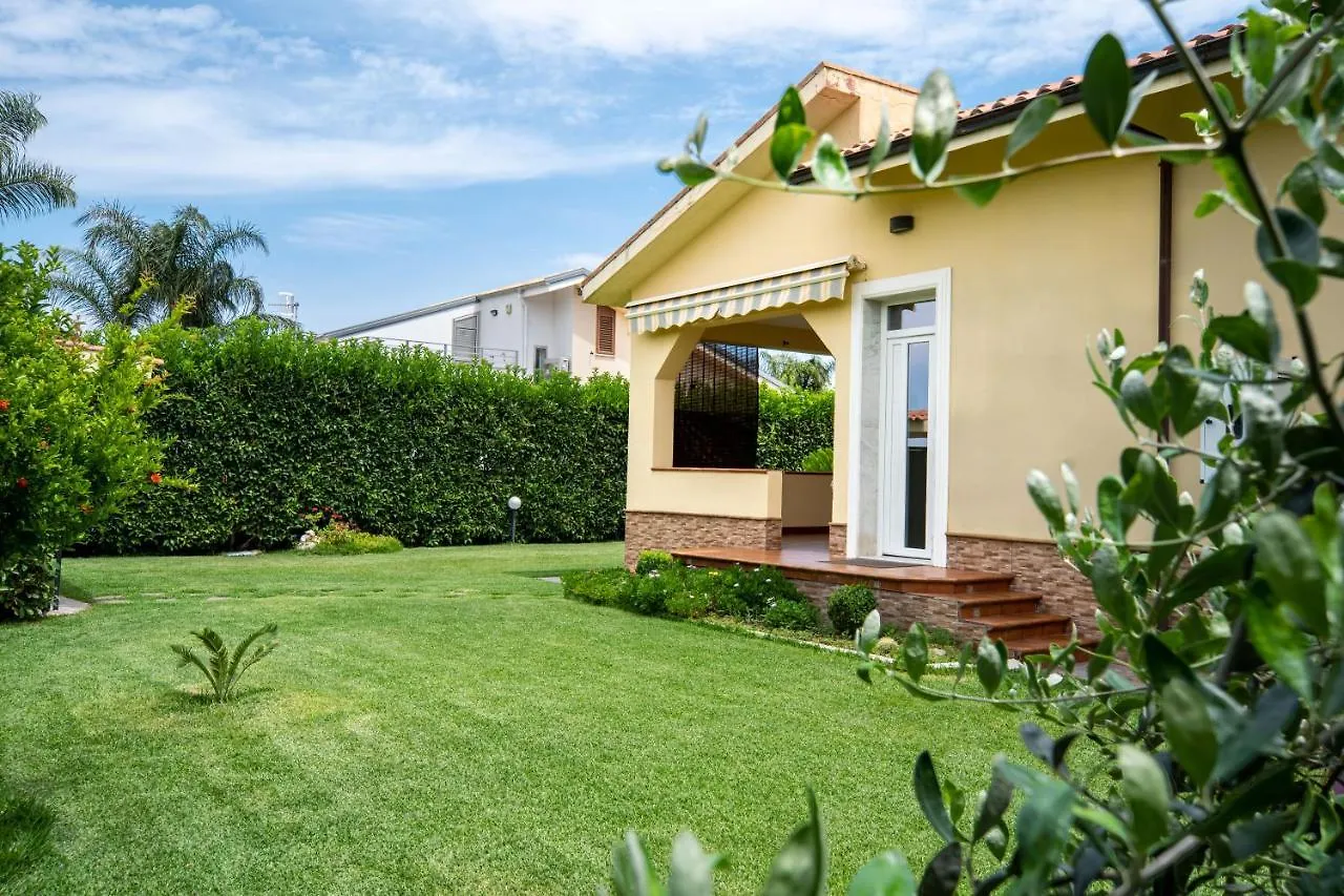 Villa Alma Campofelice Di Roccella