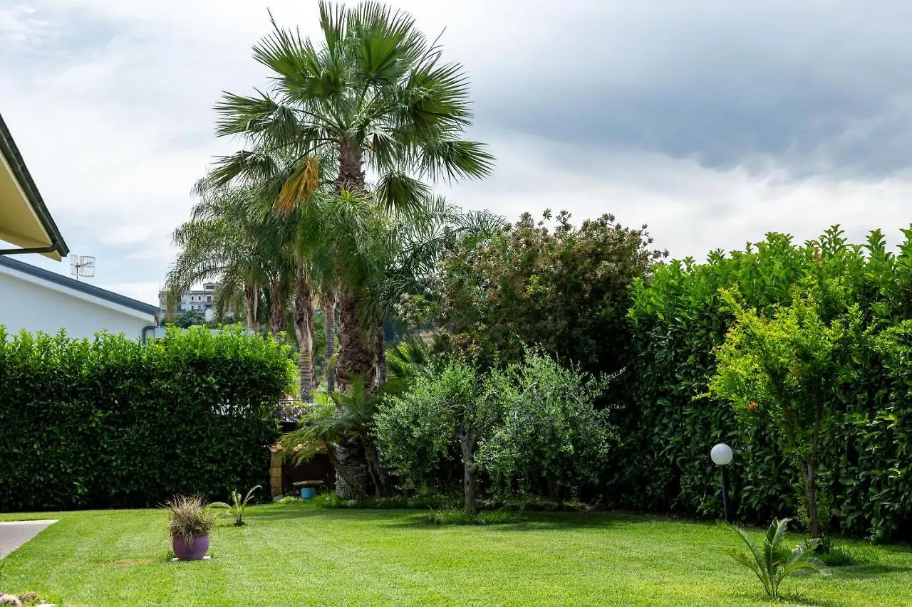 Villa Alma Campofelice Di Roccella İtalya