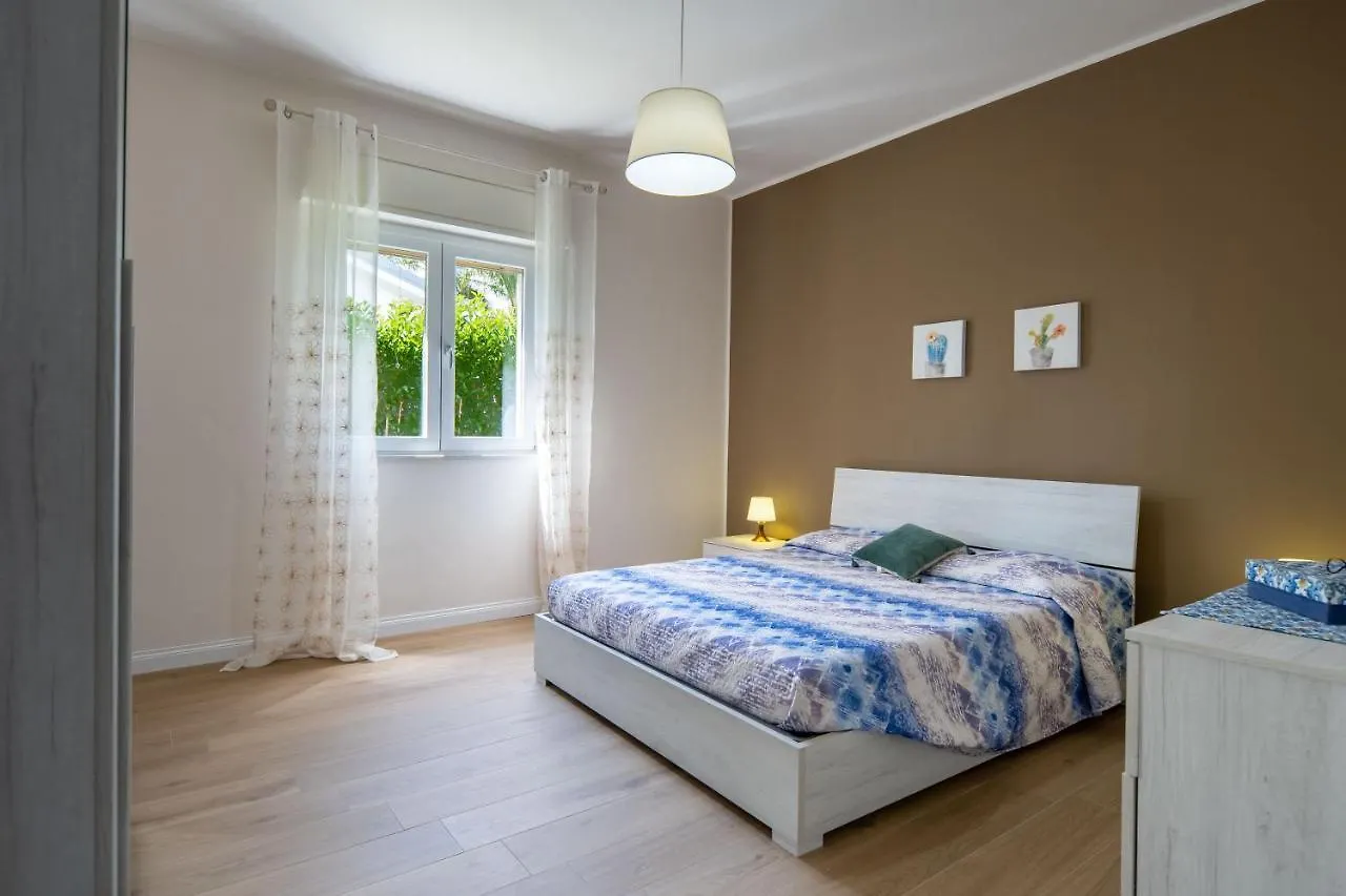 Villa Alma Campofelice Di Roccella 0*,  İtalya